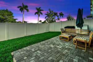 4246 Lagoon Shore Drive, Lake Worth, FL 33467 - MLS#R11142438