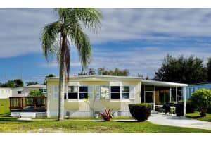 12 Nuestra Calle Lane, Port Saint Lucie, FL 34952 Sold 01/02/26