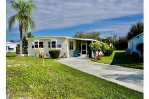 12 Nuestra Calle Lane, Port Saint Lucie, FL 34952 Sold 01/02/26