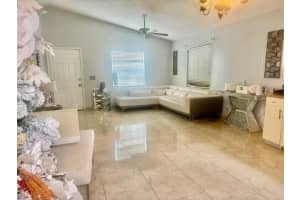 1540 20th Ave Sw Avenue SW, Vero Beach, FL 32962 - MLS#R11142479