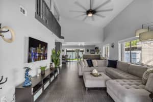 5 Compton Way, Boynton Beach, FL 33426 - MLS#R11142504