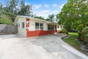 1498 Nw 1st Street, Boynton Beach