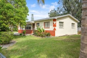 1498 NW 1st Street, Boynton Beach, FL 33435 - MLS#R11142511