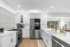 314 S M St Street, Lake Worth Beach, FL 33460 - MLS#R11142524