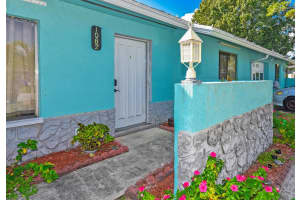 1082 Saint Lawrence Way, Stuart, FL 34997 - MLS#R11142553