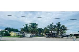 1099 7th Street, Okeechobee, FL 34974 - MLS#R11142587