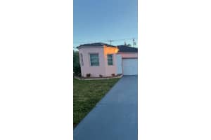 1600 Van Buren Street, Hollywood, FL 33020 - MLS#R11142595