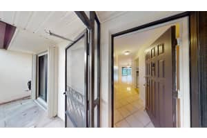 121 Lake Paula Drive, West Palm Beach, FL 33411 - MLS#R11142620