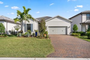 389 SE Filoli Drive, Port Saint Lucie, FL 34984 - MLS#R11142635
