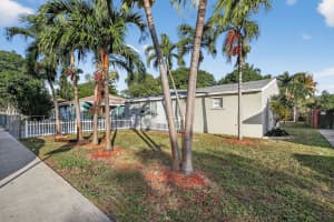 1941 Taft Street, Hollywood, FL 33020 - MLS#R11142663