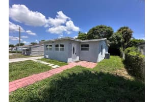840 W 1st Street, Riviera Beach, FL 33404 - MLS#R11142681