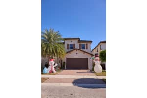 9909 W 32 Ln Hialeah, FL 33018 - Off Market