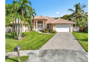 13620 Folkestone Court, Wellington, FL 33414 - MLS#R11142707