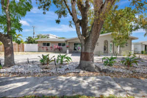 2260 NE 62nd Street, Fort Lauderdale, FL 33308 - MLS#R11142731