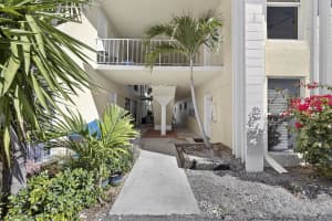 727 Hummingbird Way 6, North Palm Beach, FL 33408 - MLS#R11142848