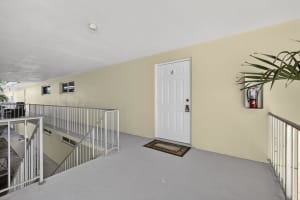 727 Hummingbird Way 6, North Palm Beach, FL 33408 - MLS#R11142848