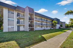 7820 S Colony Circle 109, Tamarac