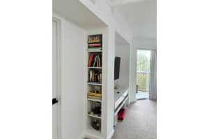 4863 Via Palm Lakes 812, West Palm Beach, FL 33417 - MLS#R11142962