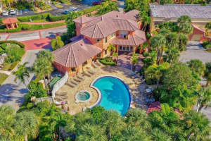 300 Uno Lago Drive 303, Juno Beach, Fl 33408, Juno Beach