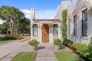 120 18th Avenue N, Lake Worth Beach, FL 33460 - MLS#R11142976