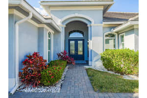 395 Sapphire Way, Vero Beach, FL 32968 - MLS#R11142998