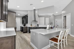 8070 Bellafiore Way, Boynton Beach, FL 33472 - MLS#R11143007