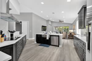 8070 Bellafiore Way, Boynton Beach, FL 33472 - MLS#R11143007