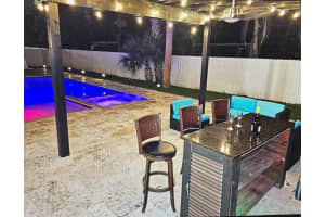 124 Davis Road, Palm Springs, FL 33461 - MLS#R11143019