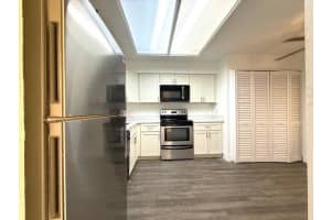 4570 NW 18th Avenue 609, Deerfield Beach, FL 33064 - MLS#R11143063