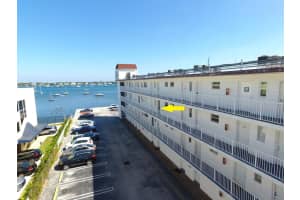 4500 N Flagler Drive B16, West Palm Beach, FL 33407 - MLS#R11143071