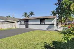 5604 Garden Avenue, West Palm Beach, FL 33405 - MLS#R11143154