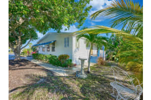 11055 Federal Highway, Hobe Sound, FL 33455 - MLS#R11143155