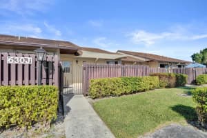 630 Sea Pine Way J, Greenacres