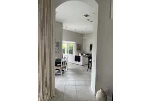 17 Bermuda Lake Drive, Palm Beach Gardens, FL 33418 - MLS#R11143196