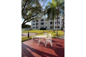 2880 N Oakland Forest Drive 106, Oakland Park, FL 33309 - MLS#R11143228