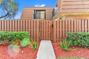 146 Heritage Way, West Palm Beach, FL 33407 - MLS#R11143240