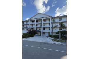 3710 Whitehall Drive 401, West Palm Beach, Fl 33401, West Palm Beach