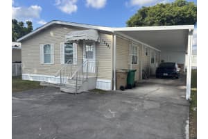 13281 10th Manor, Davie, FL 33325 Sold 01/09/26