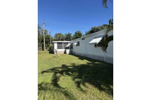 4 Cozumel Lane Lane, Port Saint Lucie, FL 34952 Sold 12/05/25