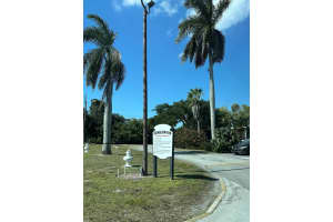 39 Palm Drive, Palm Springs, FL 33461 - MLS#R11143281