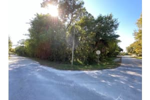 4595 57th Avenue, Vero Beach, FL 32967 - MLS#R11143284