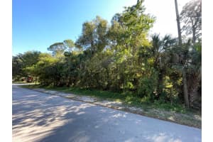 4595 57th Avenue, Vero Beach, FL 32967 - MLS#R11143284