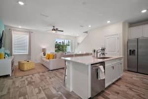 8174 Coconut Place, Kissimmee 8174 Coconut Place, Kissimmee