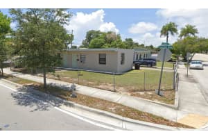 2721 Georgia Avenue, West Palm Beach, FL 33405 - MLS#R11143325