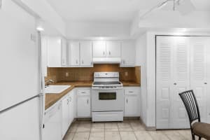 27 Abbey Lane 205, Delray Beach, FL 33446 - MLS#R11143347