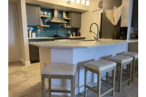 1200 Scotia Drive 305, Hypoluxo, FL 33462 - MLS#R11143417