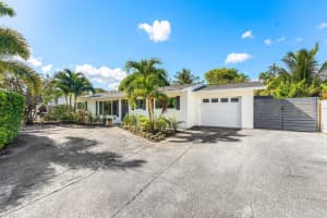 514 N Dover Road, Tequesta
