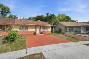 4955 Saratoga Road, West Palm Beach, FL 33415 - MLS#R11143458