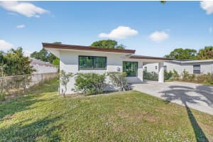 122 9th Avenue, Delray Beach, FL 33444 - MLS#R11143482