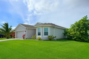 2220 5th Avenue, Cape Coral, FL 33909 - MLS#R11143578